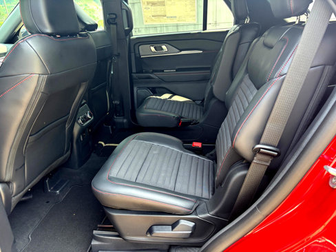 New 2025 Ford Explorer ST-Line w/ Premium Package image 13