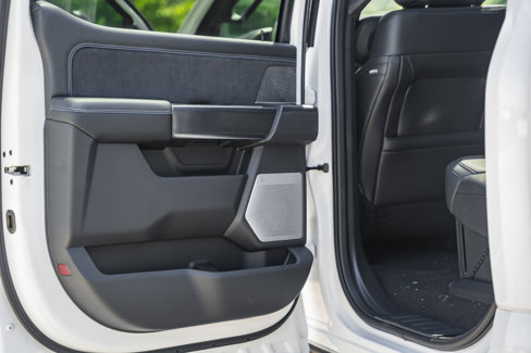 New 2025 Ford F250 Platinum image 46