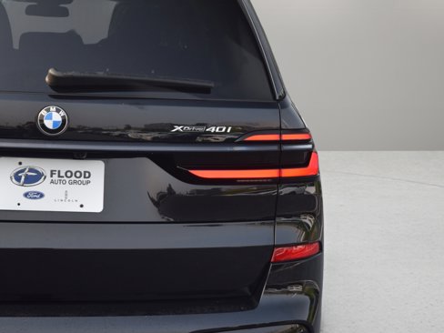 Used 2024 BMW X7 xDrive40i w/ M Sport Package image 6