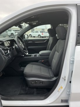 Used 2025 GMC Acadia Elevation image 26