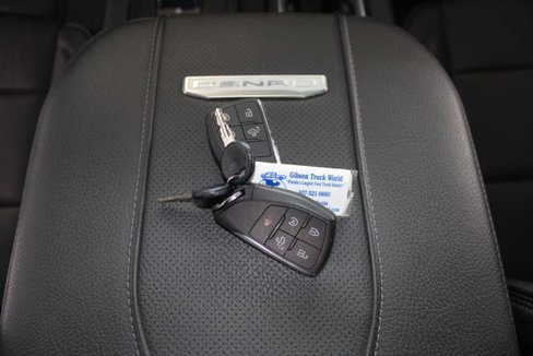Used 2024 GMC Sierra 2500 Denali w/ Denali Reserve Package image 28