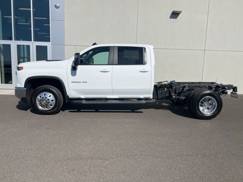 New 2025 Chevrolet Silverado 3500 LT w/ Convenience Package image 4