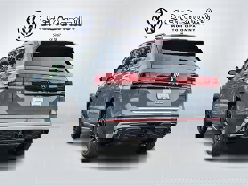New 2026 Volkswagen Atlas Peak Edition image 5