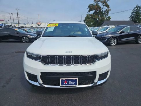 Used 2023 Jeep Grand Cherokee L Limited image 2