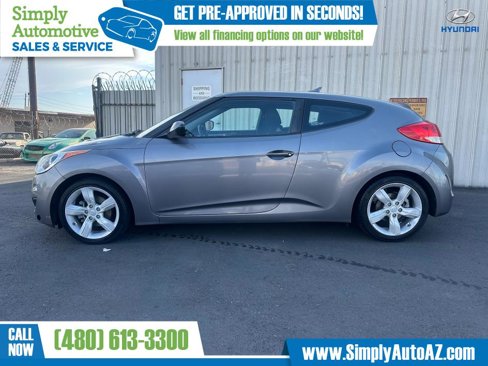 Used 2015 Hyundai Veloster image 6