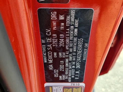 Used 2022 Kia Forte LXS image 7
