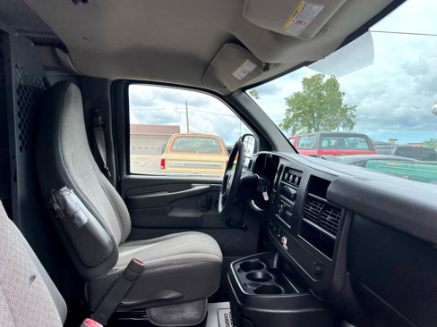Used 2013 Chevrolet Express 2500 image 11