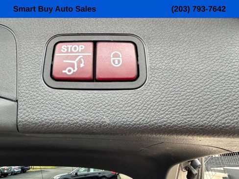 Used 2019 Mercedes-Benz GLC 300 4MATIC image 13