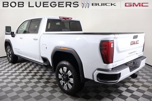 New 2026 GMC Sierra 2500 Denali w/ Denali Reserve Package image 4