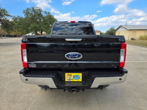Used 2019 Ford F250 Lariat w/ Lariat Value Package image 7