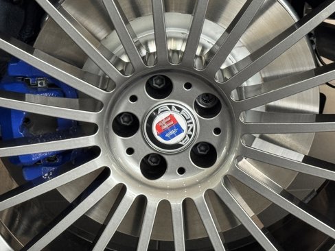 New 2026 BMW ALPINA XB7 image 12