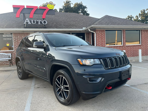 Used 2017 Jeep Grand Cherokee Trailhawk image 1