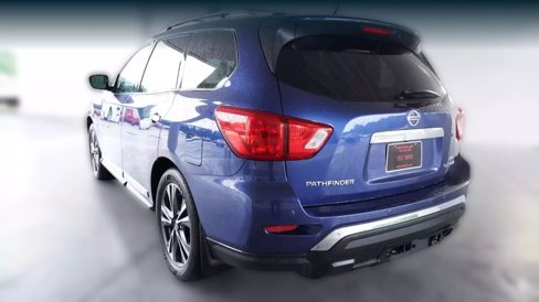 Used 2017 Nissan Pathfinder Platinum w/ Family Entertainment Package image 8