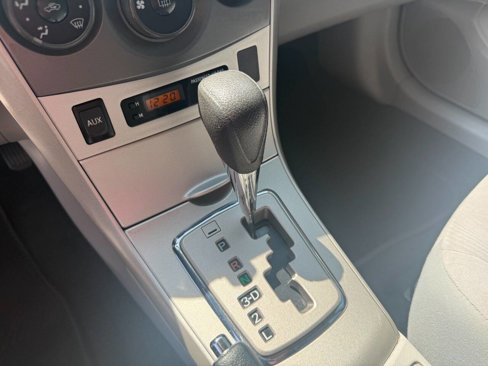 Used 2011 Toyota Corolla LE image 18