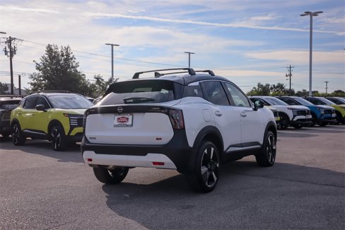 New 2026 Nissan Kicks SR image 5