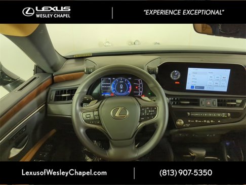 Used 2024 Lexus ES 350 w/ Premium Package image 12