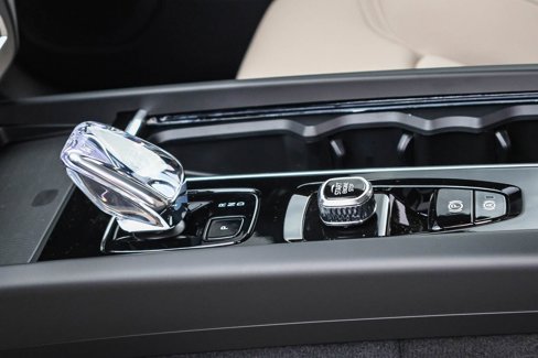 New 2026 Volvo XC60 B5 Plus w/ Protection Package Premier image 24