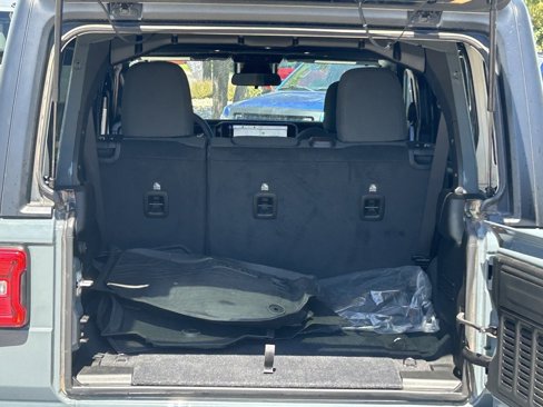 Used 2024 Jeep Wrangler Unlimited Rubicon w/ Safety Group image 33