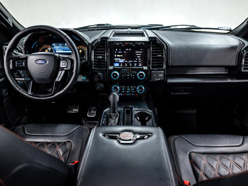 Used 2019 Ford F150 Lariat w/ Equipment Group 502A Luxury image 6