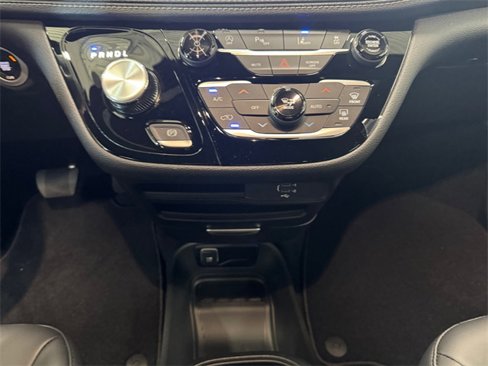 New 2026 Chrysler Pacifica Select image 14