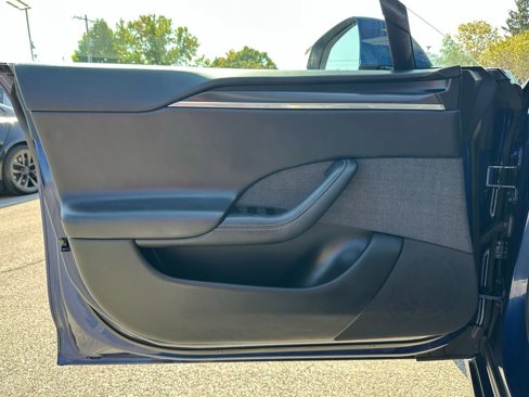 Used 2023 Tesla Model S Plaid image 14
