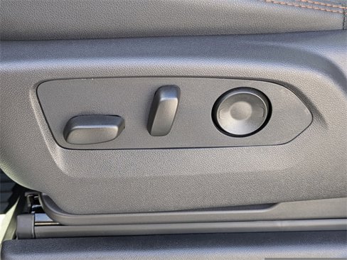 New 2026 GMC Sierra 2500 AT4 w/ AT4 Premium Plus Package image 21
