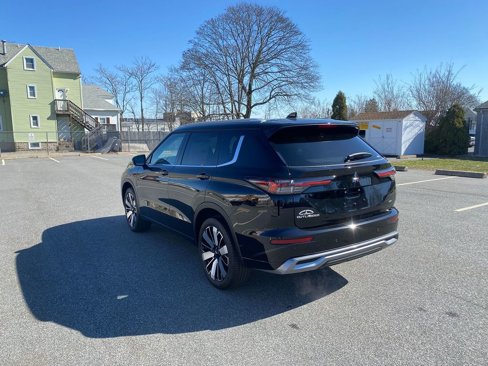New 2025 Mitsubishi Outlander SEL image 8