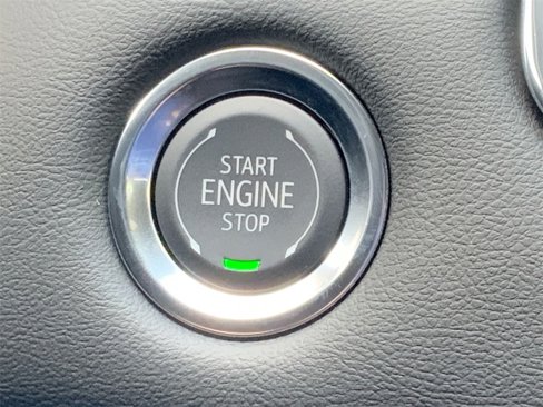 New 2025 GMC Canyon Elevation w/ Convenience Package image 17