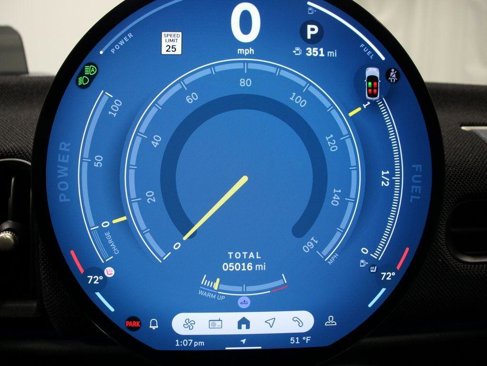 Certified 2025 MINI Cooper S image 9