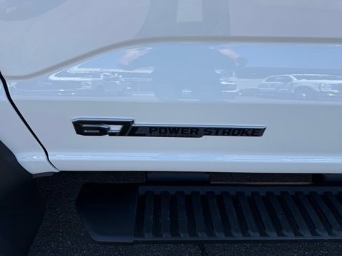 New 2026 Ford F550 4x4 Crew Cab Super Duty image 17