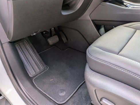 New 2026 Chevrolet Traverse LT w/ Enhanced Driving Package image 15