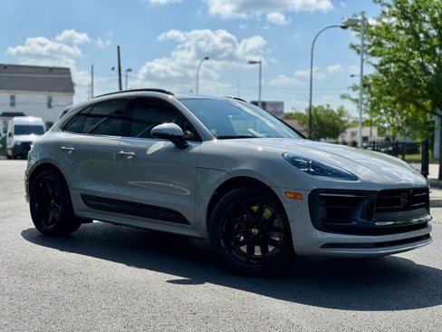 Used 2025 Porsche Macan GTS image 8