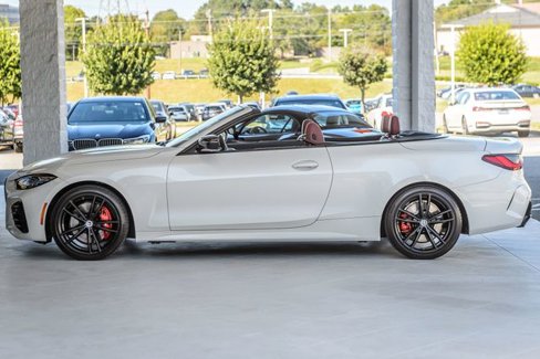 Used 2022 BMW M440i Convertible w/ Premium Package image 56