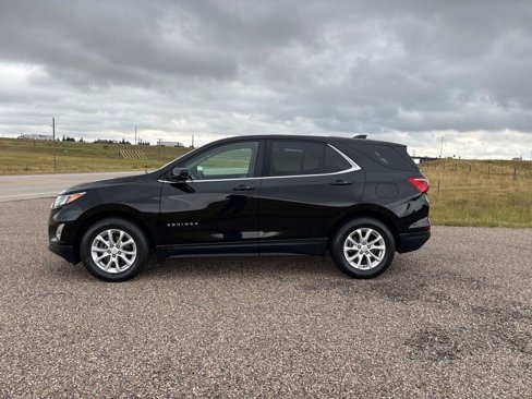 Used 2019 Chevrolet Equinox LT image 2