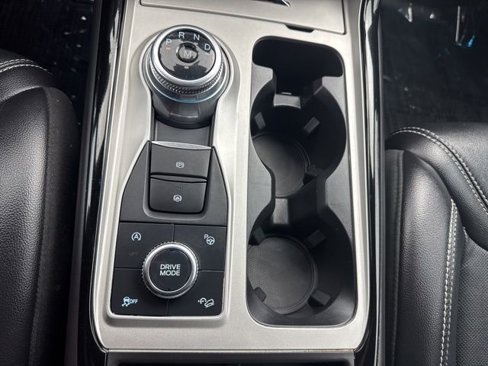 Used 2024 Ford Explorer ST w/ Technology Package image 20