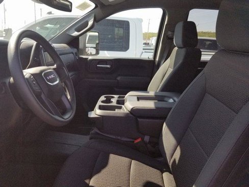 New 2025 GMC Sierra 2500 Pro w/ Convenience Package image 8