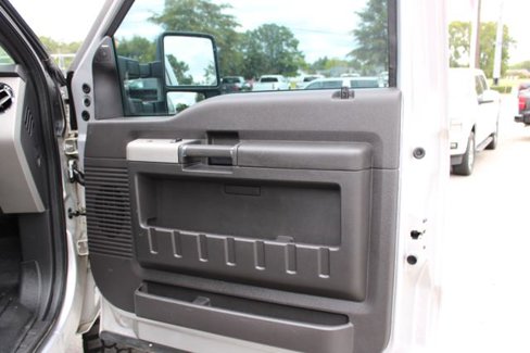 Used 2015 Ford F250 Lariat w/ Lariat Ultimate Package image 37