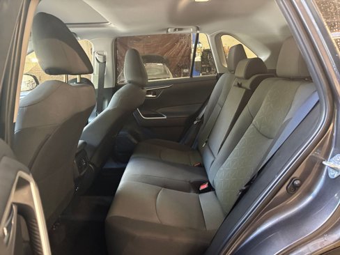 Used 2024 Toyota RAV4 XLE image 25