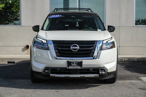 Used 2022 Nissan Pathfinder SL image 2