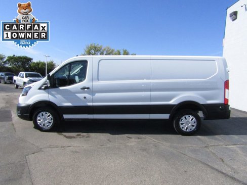 Used 2024 Ford E-Transit Low Roof image 2