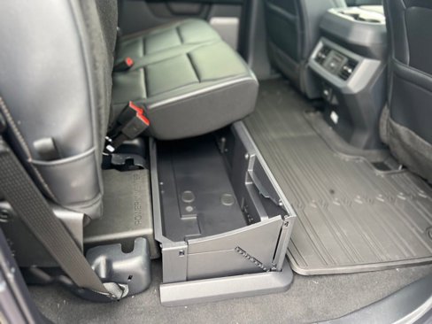New 2025 Ford F250 Lariat image 36