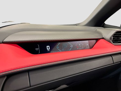 Used 2024 Lamborghini Revuelto image 14