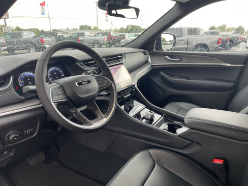 New 2025 Jeep Grand Cherokee Limited image 19
