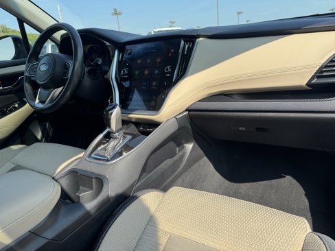 Used 2022 Subaru Outback Premium image 19