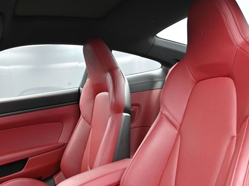 Certified 2024 Porsche 911 Carrera GTS image 5