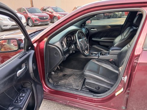 Used 2019 Dodge Charger SXT w/ Plus Group image 9