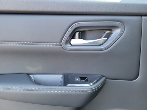 New 2026 Nissan Rogue SV w/ SV Premium Package image 12