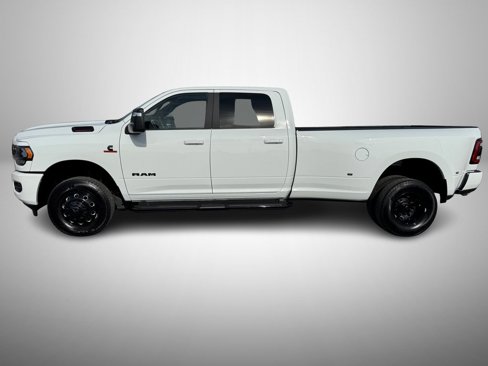 Used 2024 RAM 3500 Big Horn w/ Night Edition image 5