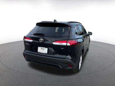 Used 2025 Toyota Corolla Cross LE image 15
