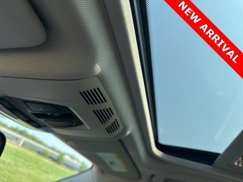Used 2015 BMW 320i xDrive Sedan image 12